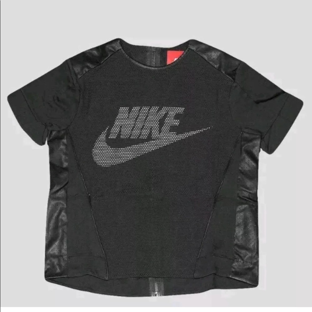 SOLD! NIKE Women's BACK ZIP BLACK GRAPHIC SHIRT